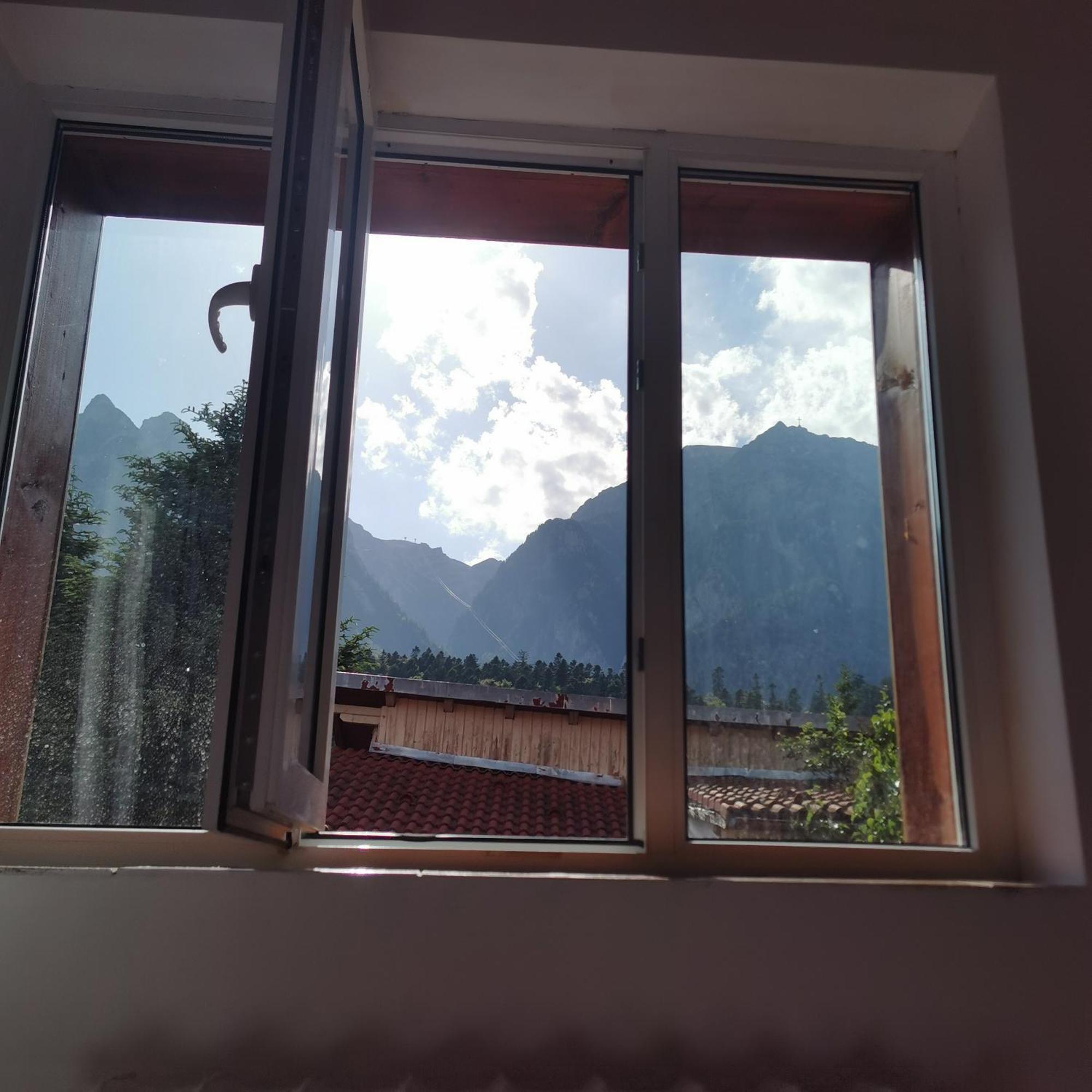 Pensiunea Fara Nume Buşteni Exteriér fotografie